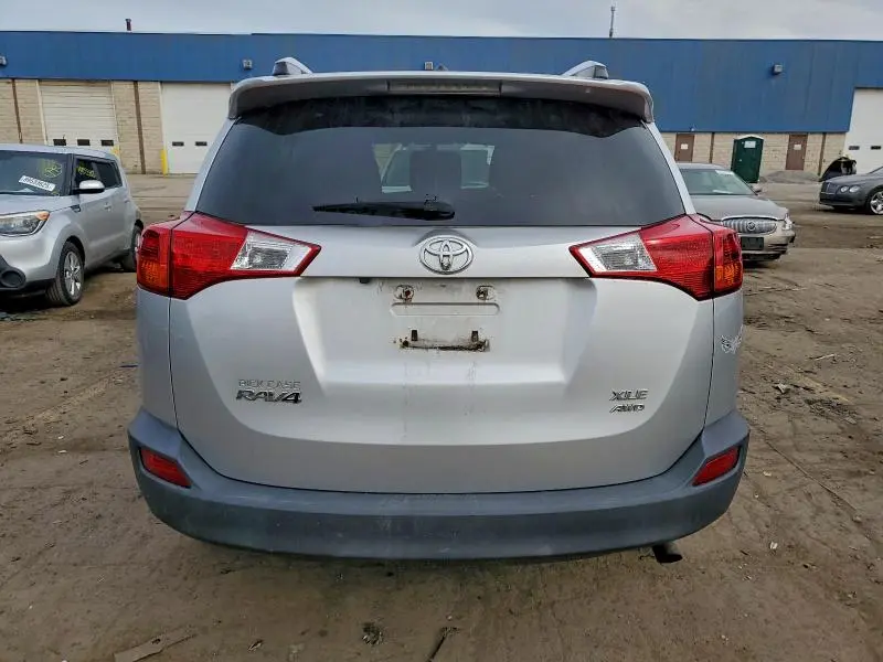 2013 TOYOTA RAV4 XLE  