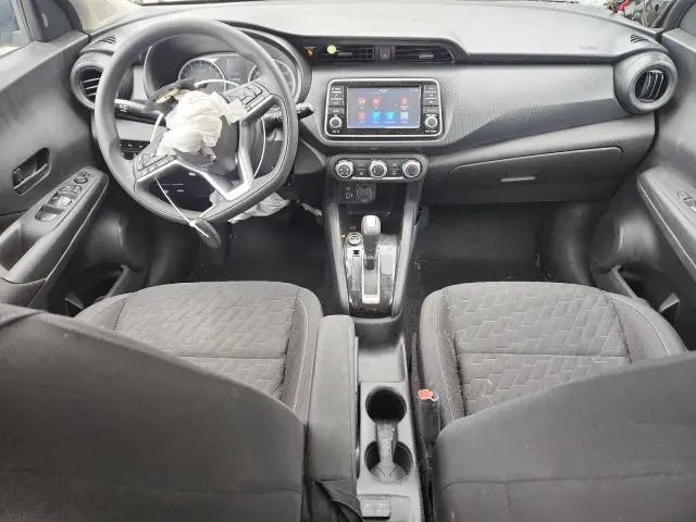 2021 NISSAN KICKS S  