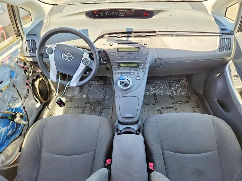 2010 TOYOTA PRIUS II  