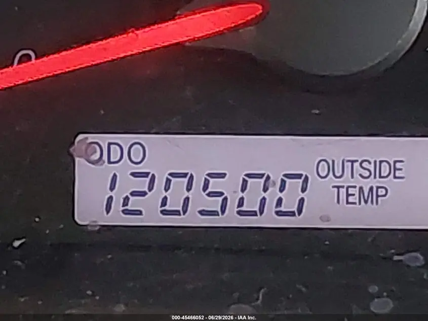 2011 TOYOTA CAMRY SE