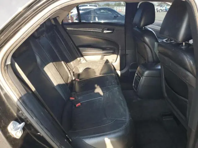 2016 CHRYSLER 300 LIMITED  