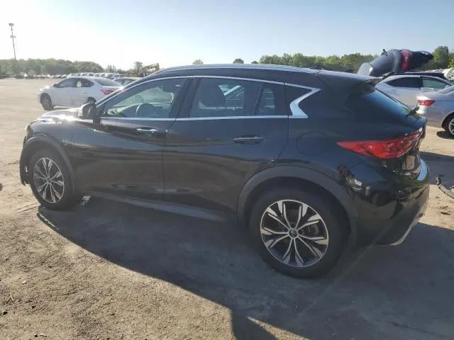 2018 INFINITI QX30 PURE  