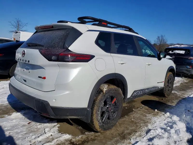 2025 NISSAN ROGUE   