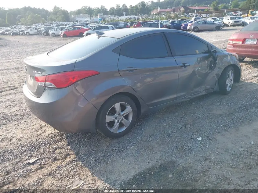 2013 HYUNDAI ELANTRA GLS