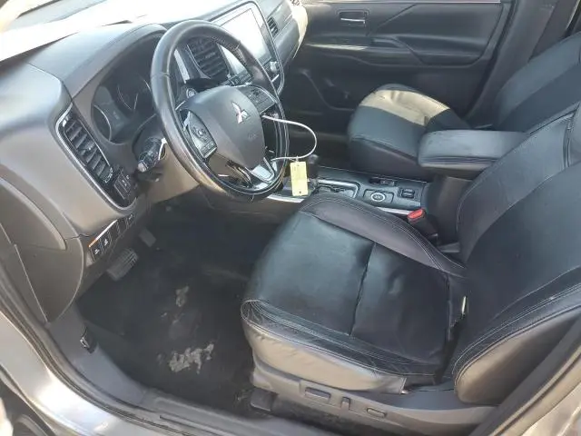 2020 MITSUBISHI OUTLANDER SE  