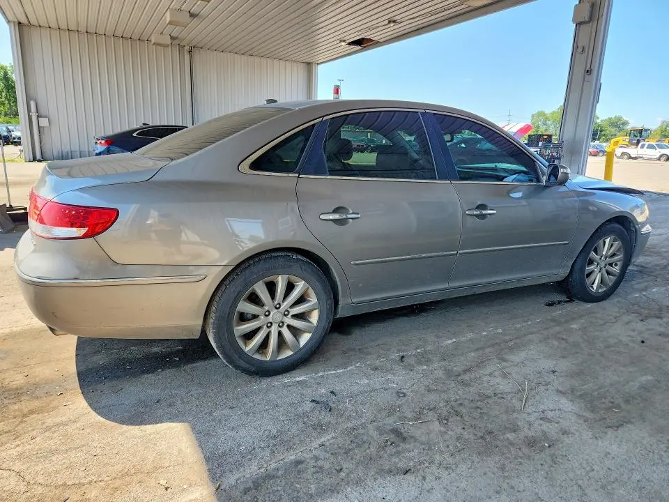 2010 HYUNDAI AZERA LIMITED  