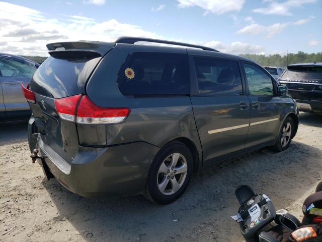 2012 TOYOTA SIENNA LE