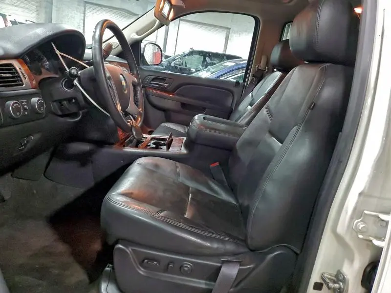 2013 CHEVROLET TAHOE K1500 LTZ  