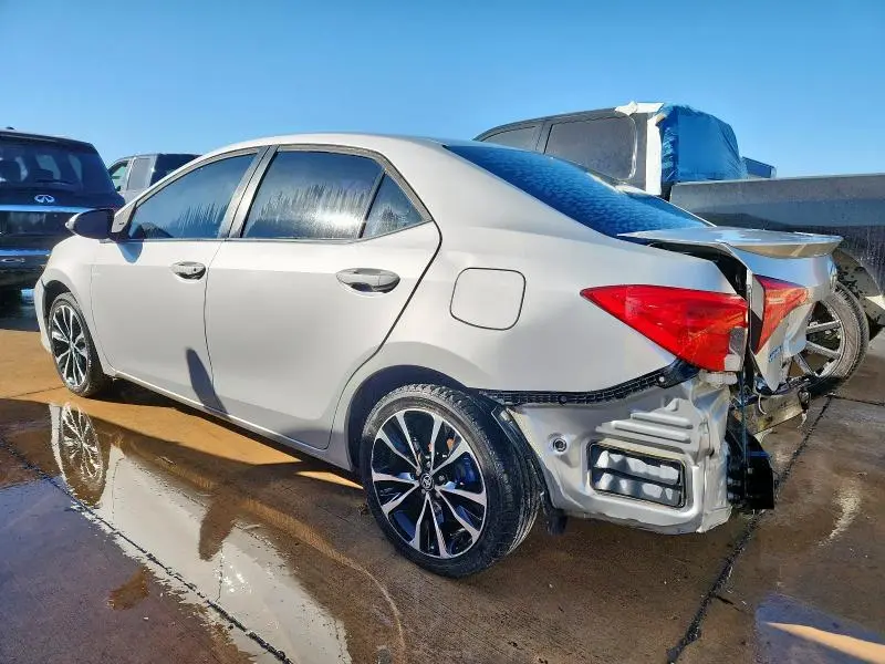 2019 TOYOTA COROLLA SE  