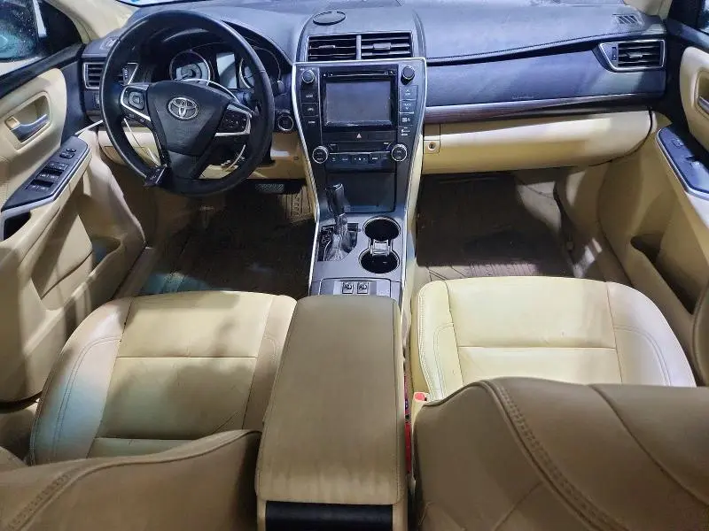 2015 TOYOTA CAMRY XLE  