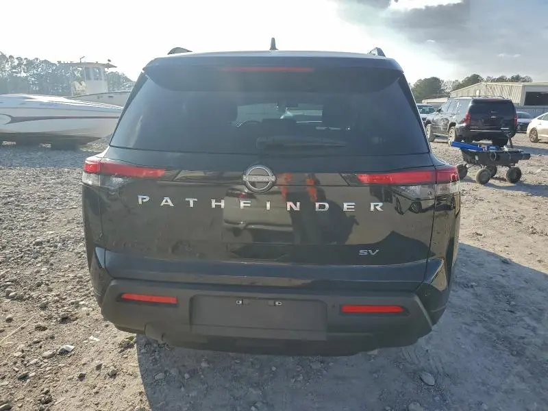 2024 NISSAN PATHFINDER SV  