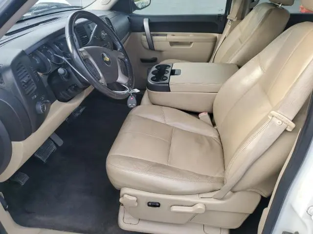 2011 CHEVROLET SILVERADO K1500 LT  