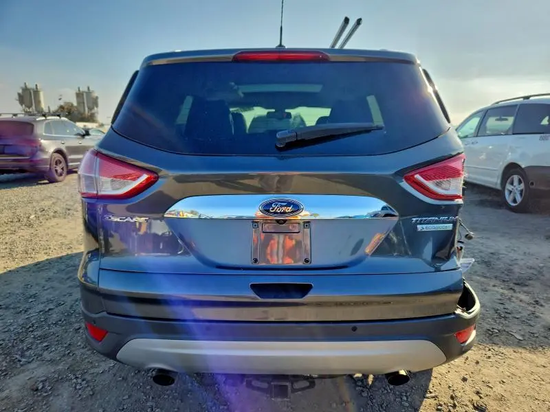 2016 FORD ESCAPE TITANIUM  