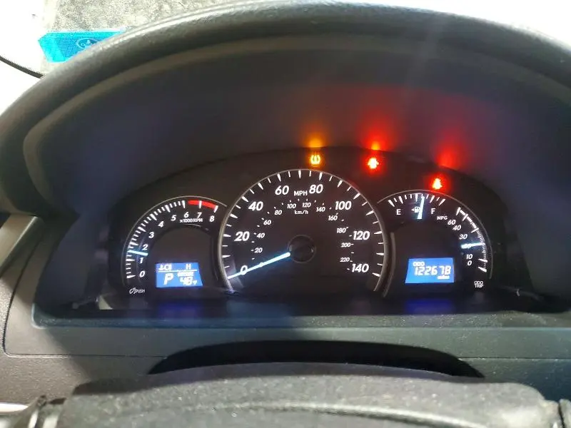 2012 TOYOTA CAMRY BASE  