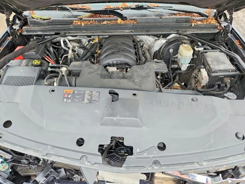 2015 CHEVROLET SUBURBAN C1500 LS  