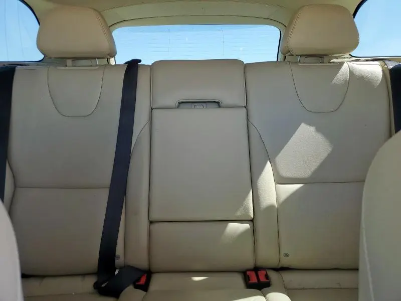 2015 VOLVO XC60 T5 PREMIER  