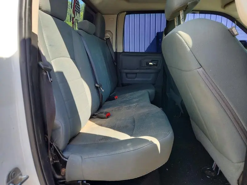 2017 RAM 1500 SLT  