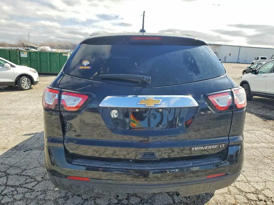 2016 CHEVROLET TRAVERSE LT  