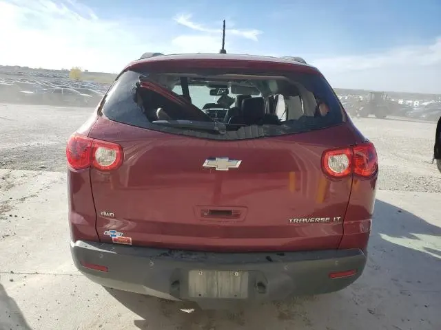 2010 CHEVROLET TRAVERSE LT  