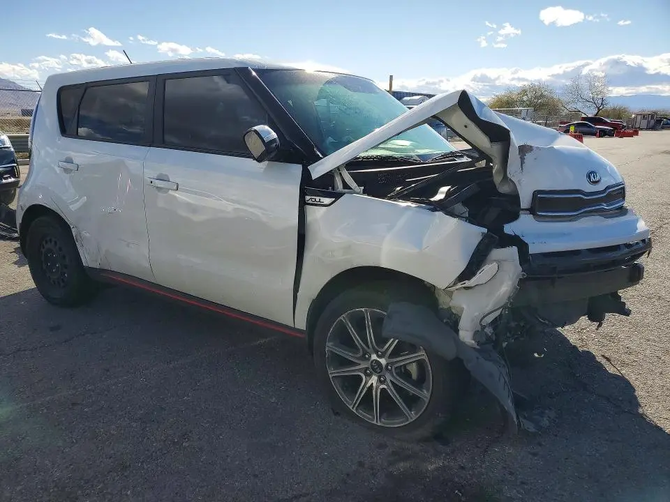 2017 KIA SOUL !  