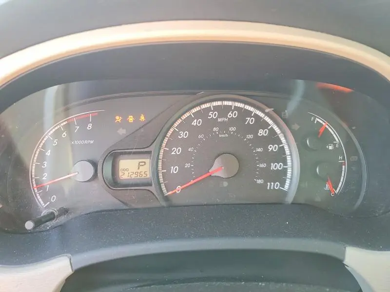 2013 TOYOTA SIENNA LE  