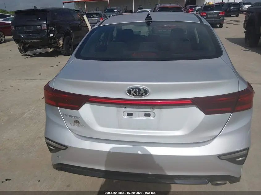 2021 KIA FORTE LXS