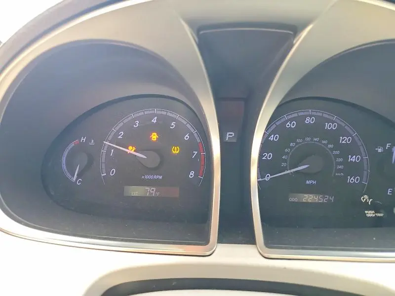 2011 TOYOTA AVALON BASE  