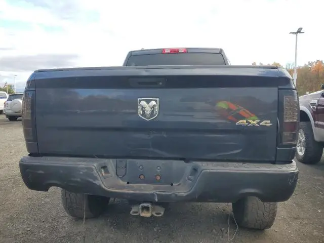 2013 RAM 1500 ST