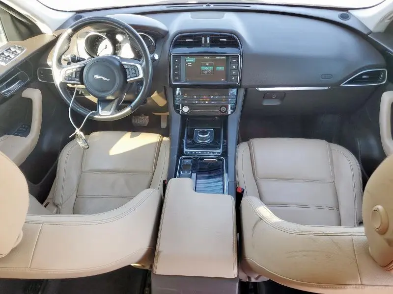 2018 JAGUAR F-PACE   