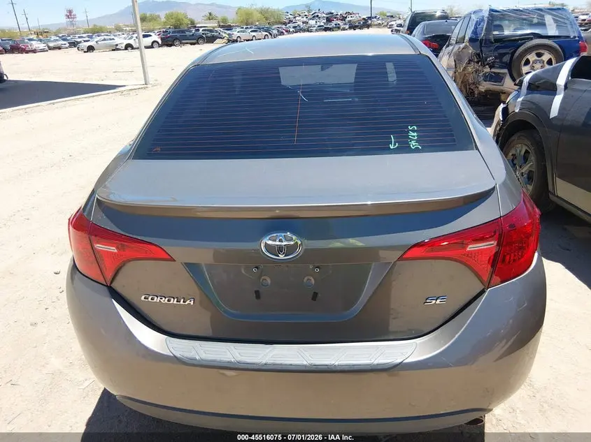 2018 TOYOTA COROLLA SE