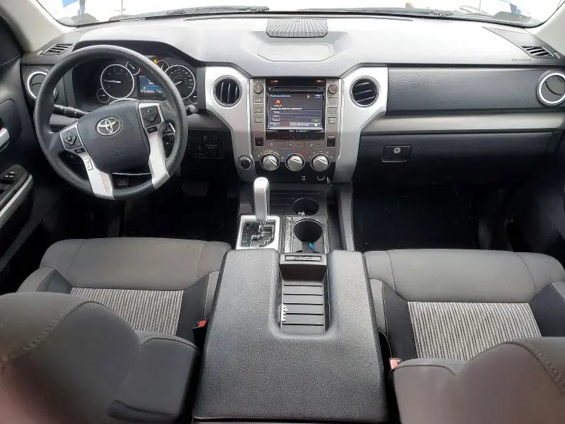 2016 TOYOTA TUNDRA SR5  