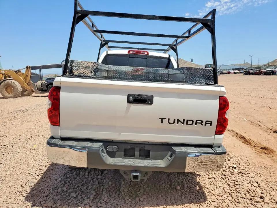 2020 TOYOTA TUNDRA SR5  