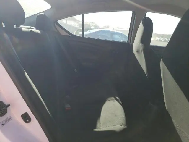 2015 NISSAN VERSA S  