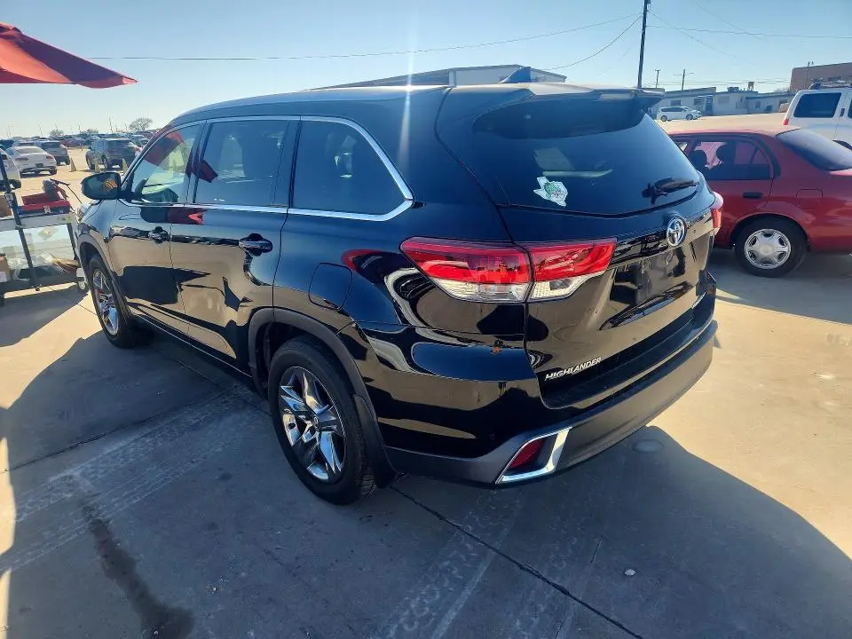 2019 TOYOTA HIGHLANDER LIMITED  