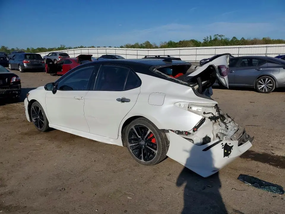 2019 TOYOTA CAMRY XSE  