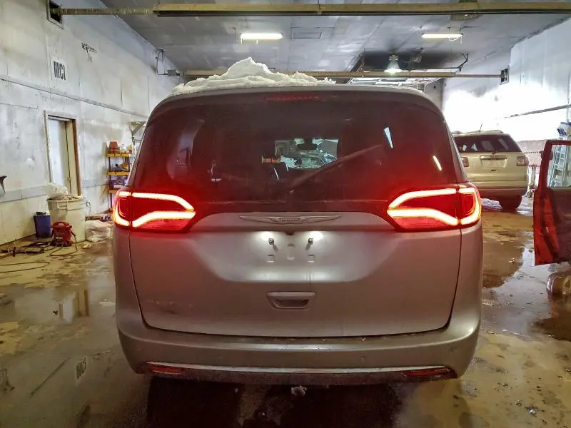 2017 CHRYSLER PACIFICA TOURING L  