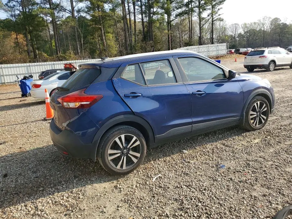 2018 NISSAN KICKS SV  