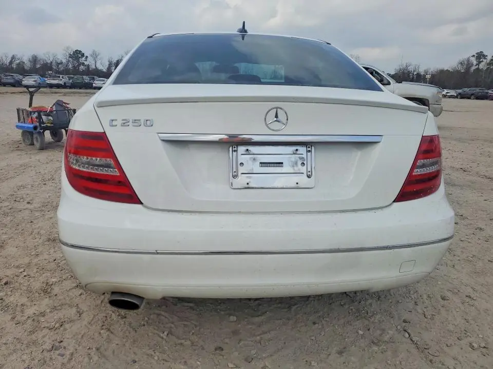 2013 MERCEDES-BENZ C 250  