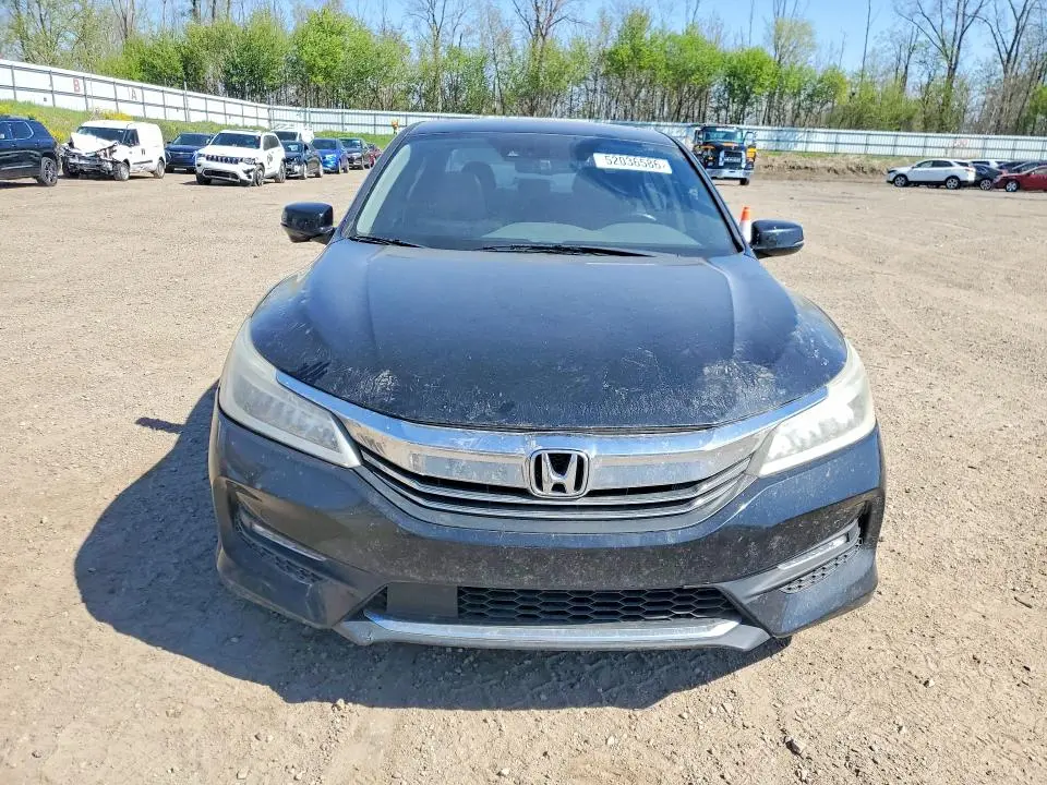 2017 HONDA ACCORD TOURING  