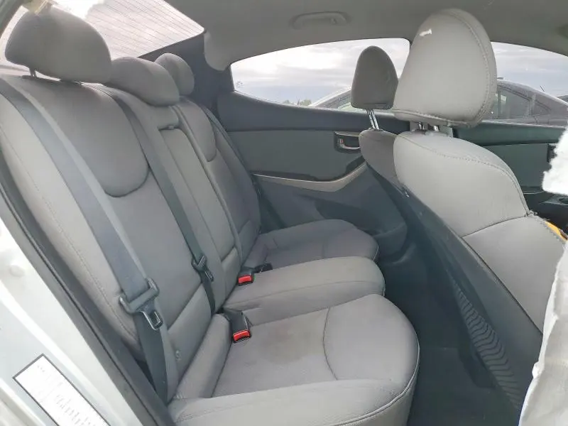 2011 HYUNDAI ELANTRA GLS  