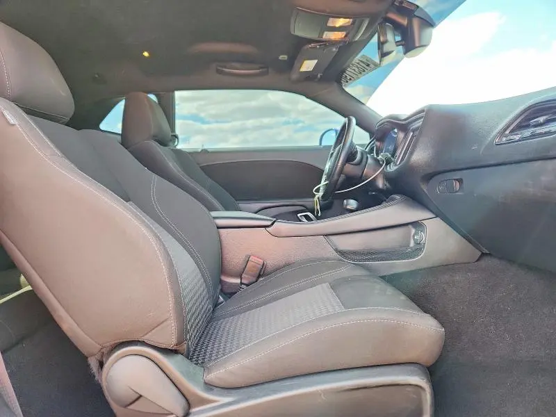 2020 DODGE CHALLENGER SXT  