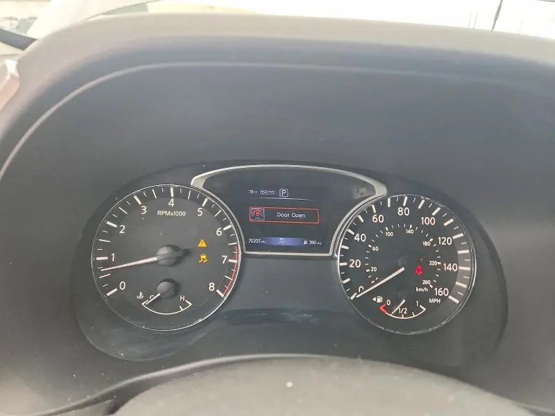 2019 NISSAN PATHFINDER SV  