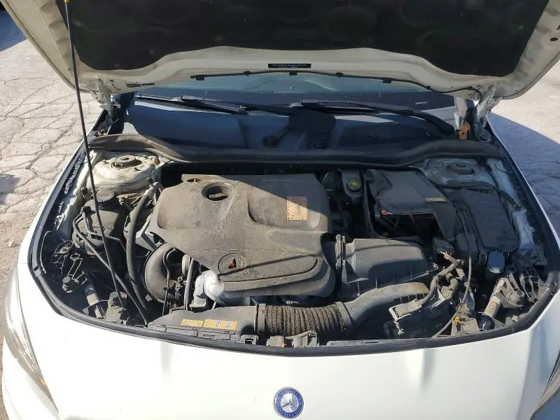 2015 MERCEDES-BENZ CLA 250  
