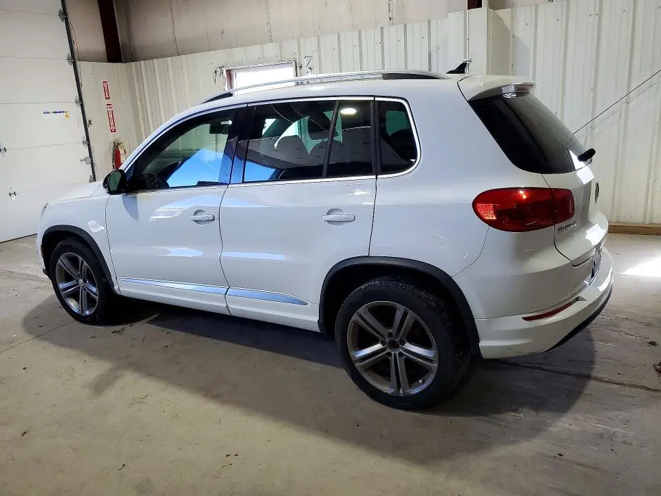 2017 VOLKSWAGEN TIGUAN SPORT  