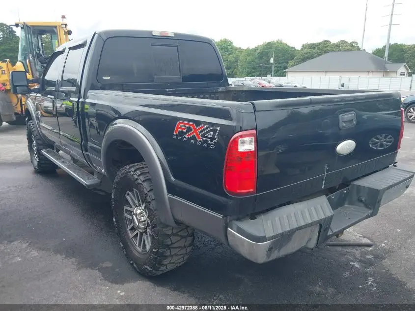 2012 FORD F-250 LARIAT