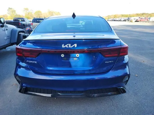 2024 KIA FORTE GT LINE  