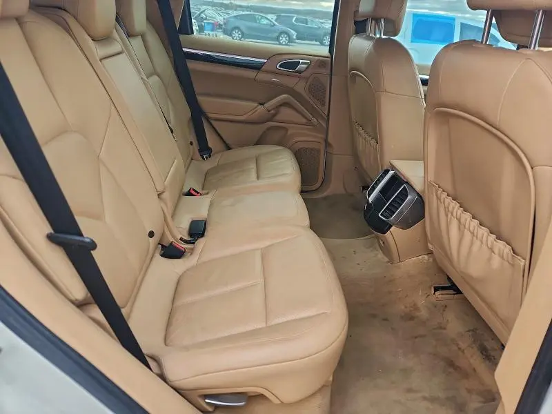 2012 PORSCHE CAYENNE   