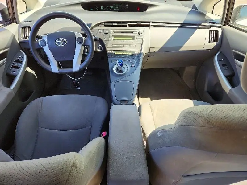 2010 TOYOTA PRIUS II  