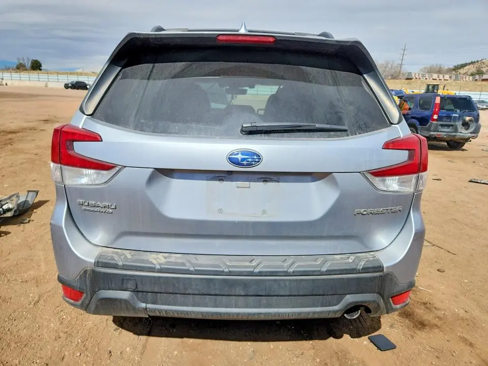 2021 SUBARU FORESTER LIMITED  