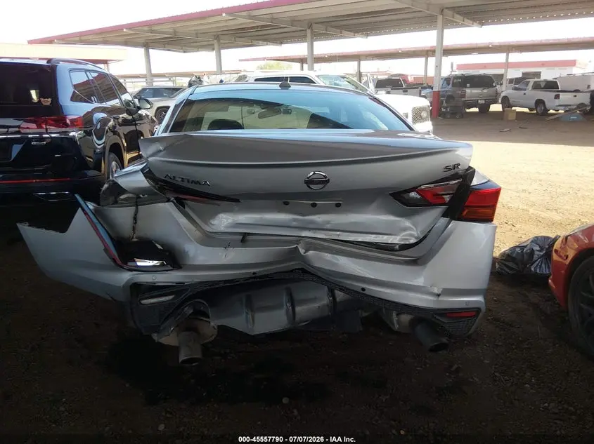 2022 NISSAN ALTIMA SR FWD